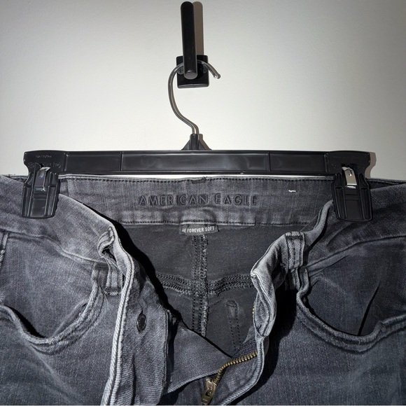 American Eagle Outfitters Women's Charcoal Black Ripped Skinny Jeans - Picture 3 of 5